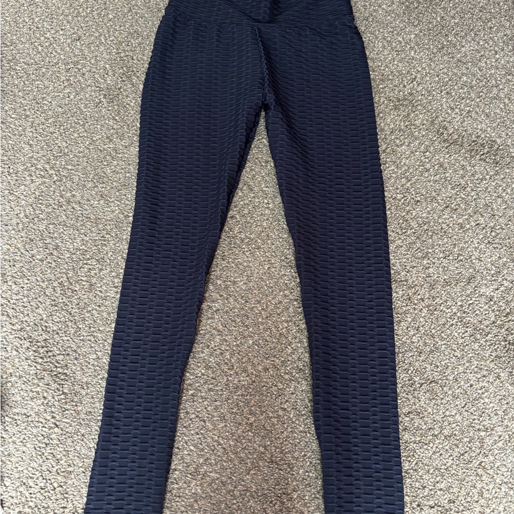 Stylish Black Textured Leggings